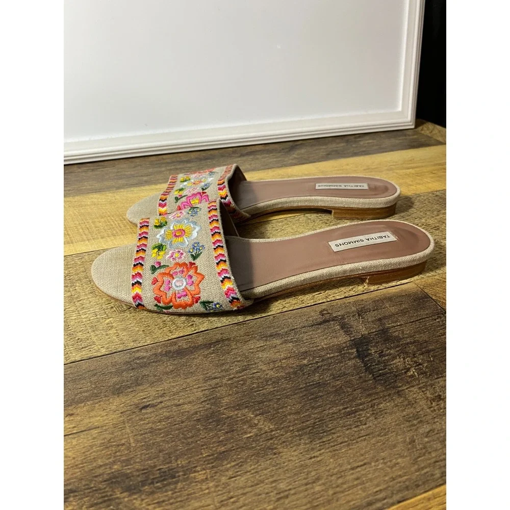 Tabitha Simmons Embroidered Floral‎ Flat Mule Sandals Eur 36/US 5.5 Slip On
